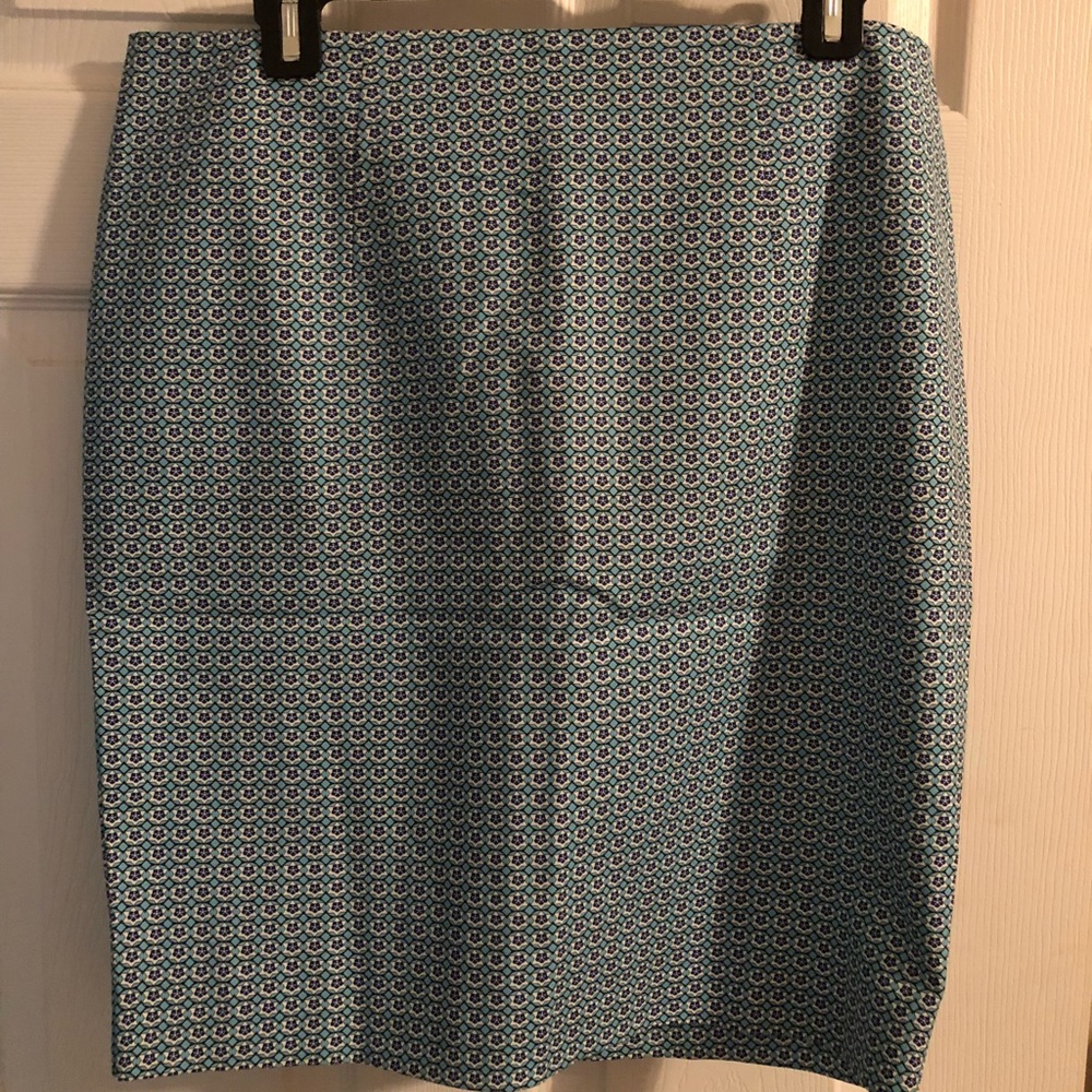 Patterned Pencil Skirt
